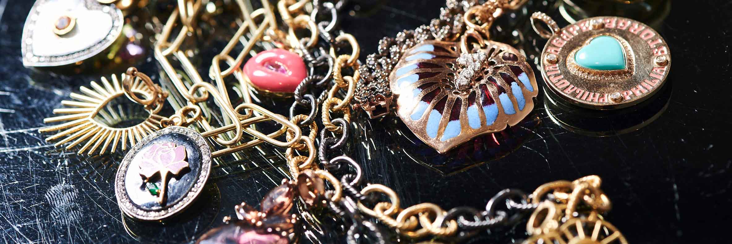 Muse - Sa collection exclusive de bijoux chez Mad Lords