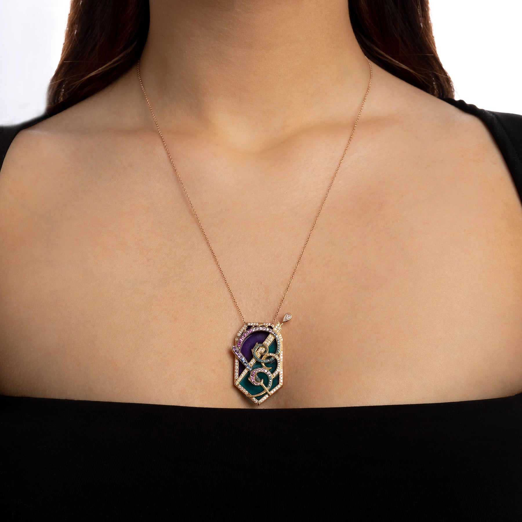Collier Swirling Spined