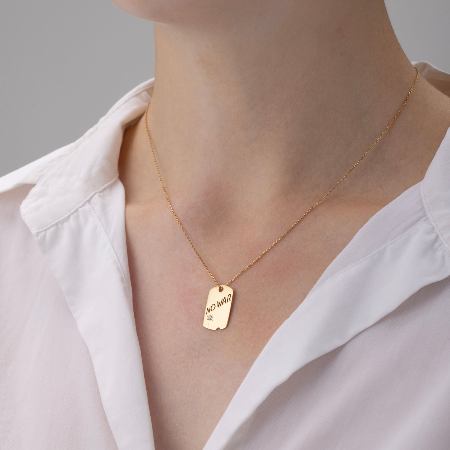 Collier No War