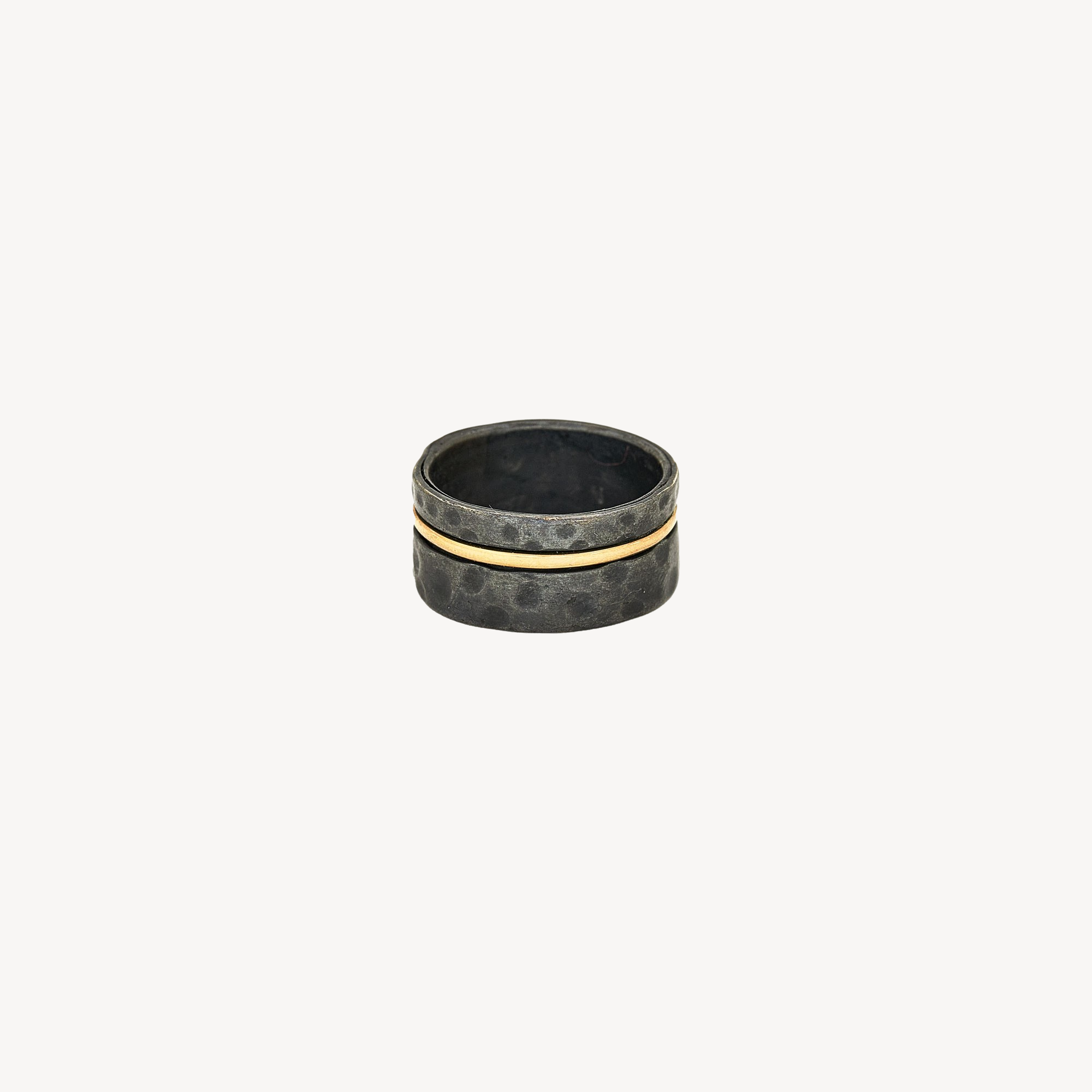 Movable Yellow Gold Hammered Ring 1 