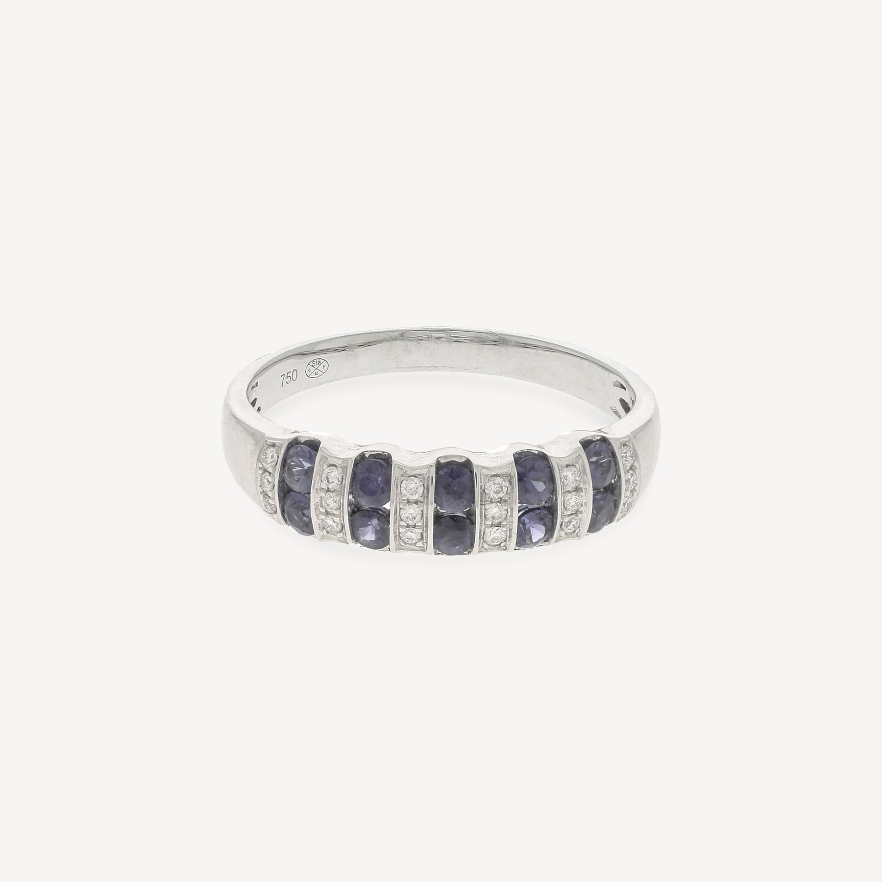 Weißgold-Ring mit Saphiren und Diamanten