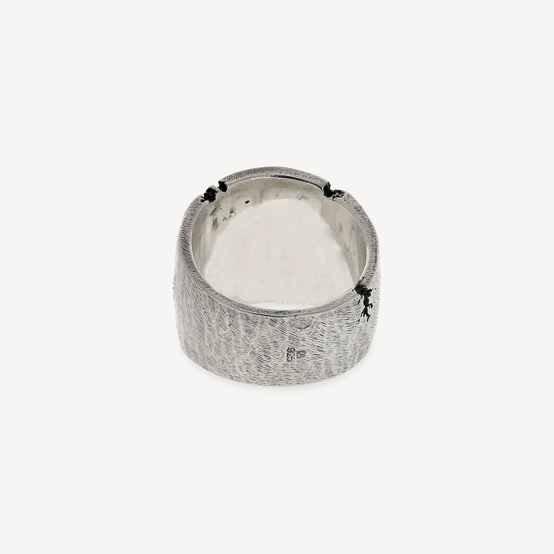Schwarzer Diamant-Spikes-Ring