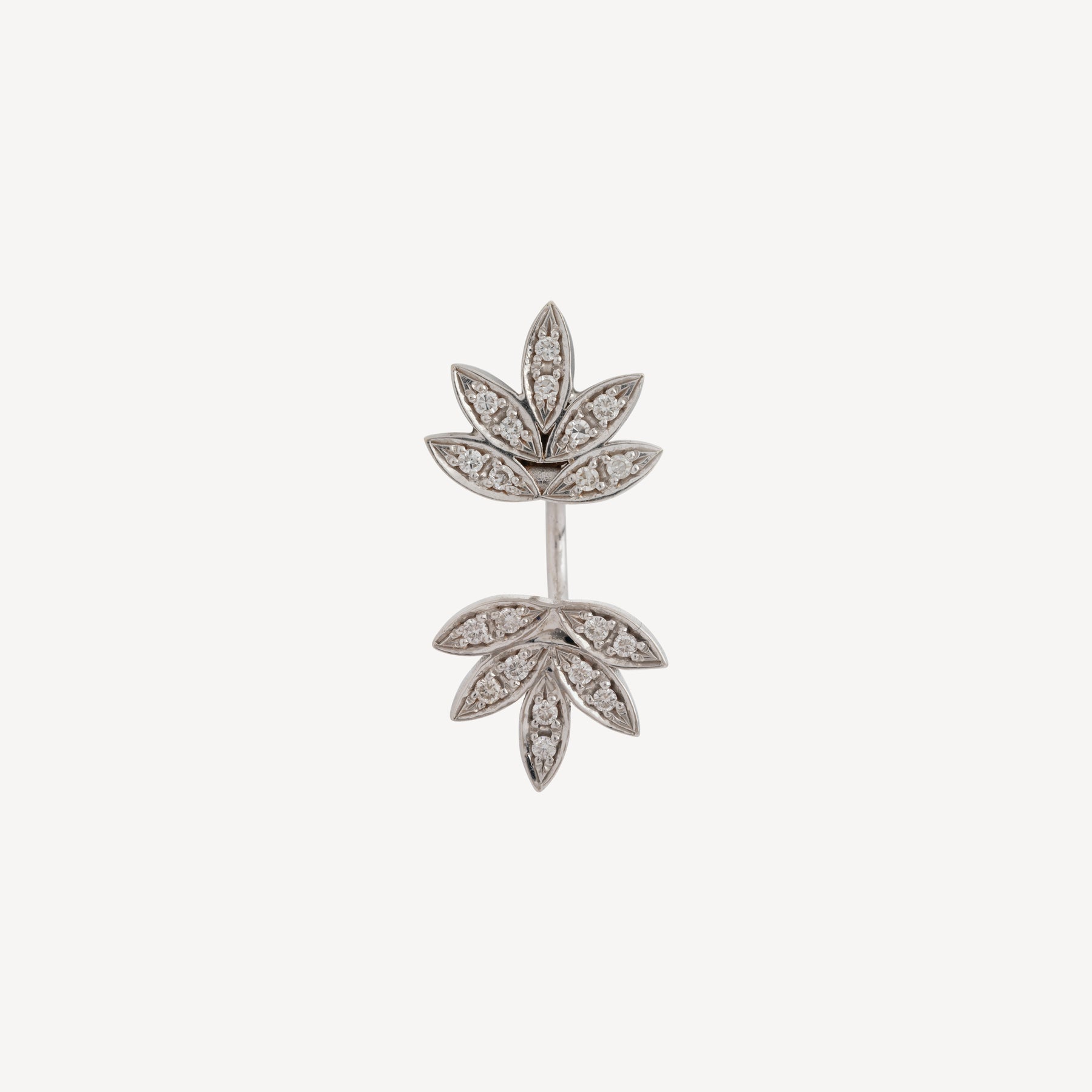 Großer Blatt-Ohrring aus Weißgold