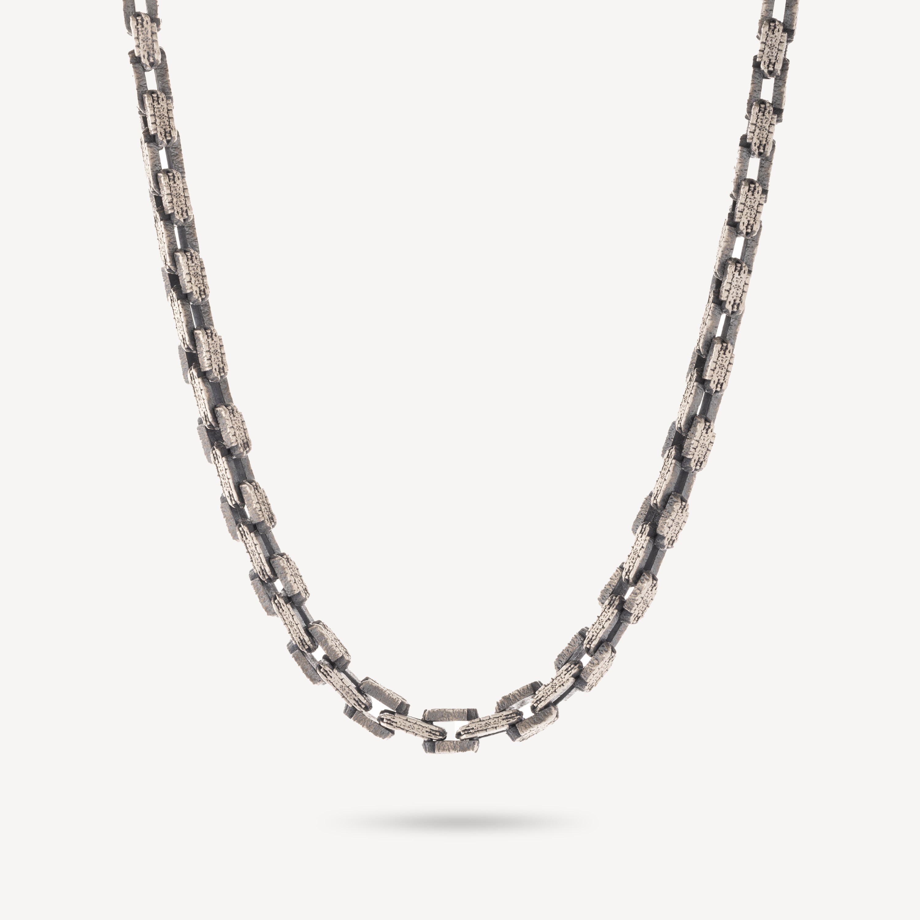 AZK-VK01 Large Silver Necklace