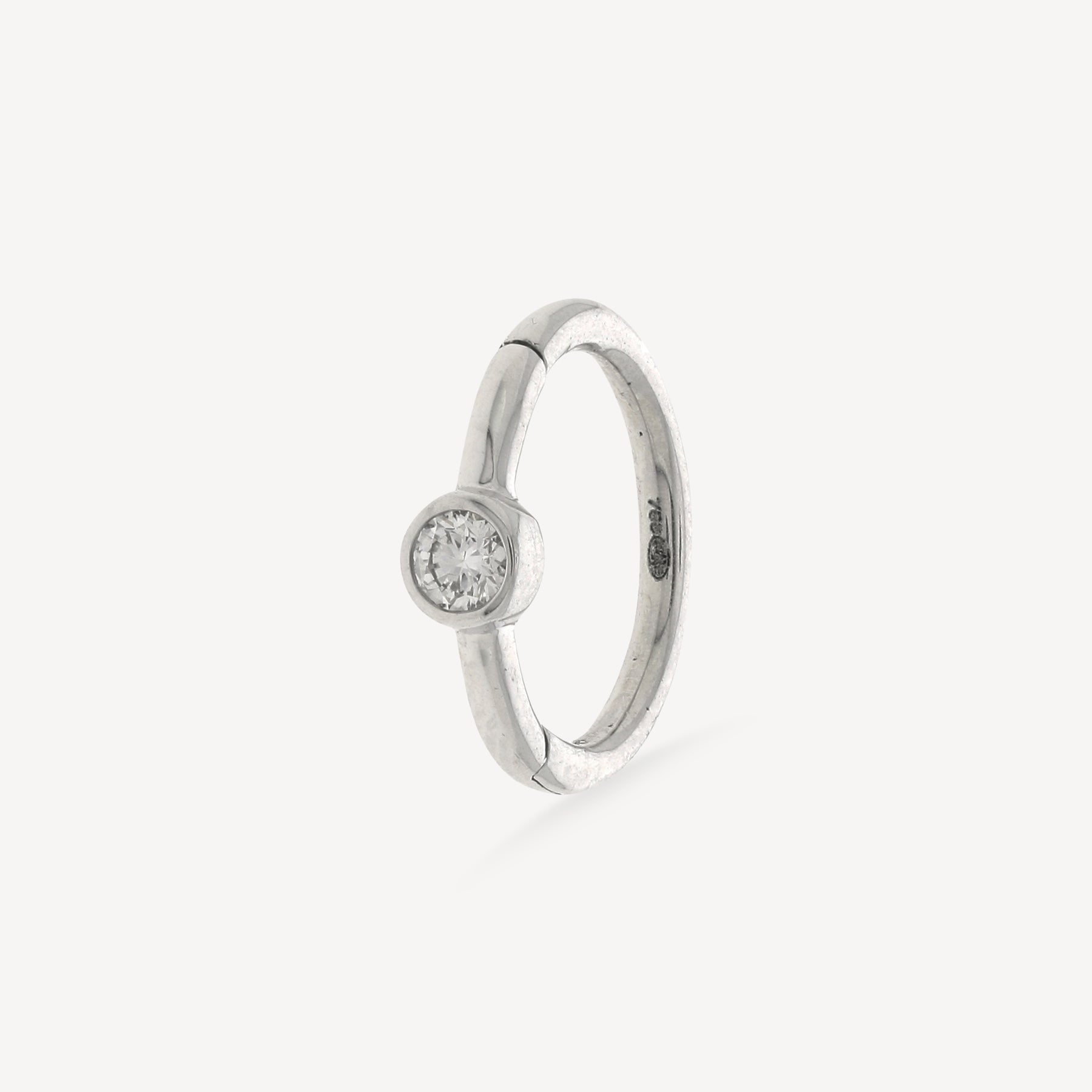 Creole 8mm Weißgold Diamant 2.5mm