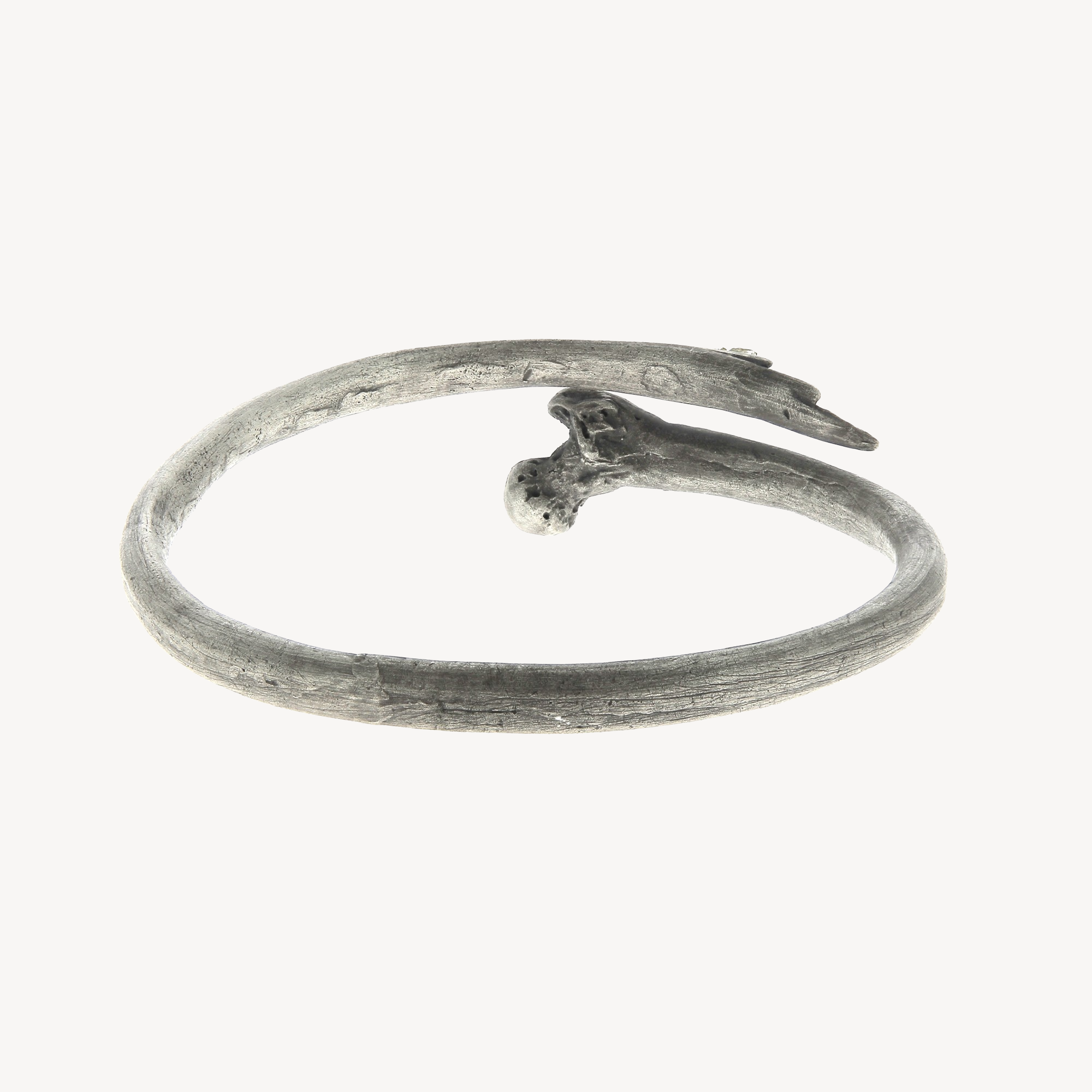 Peridot Shaped Femur Bracelet