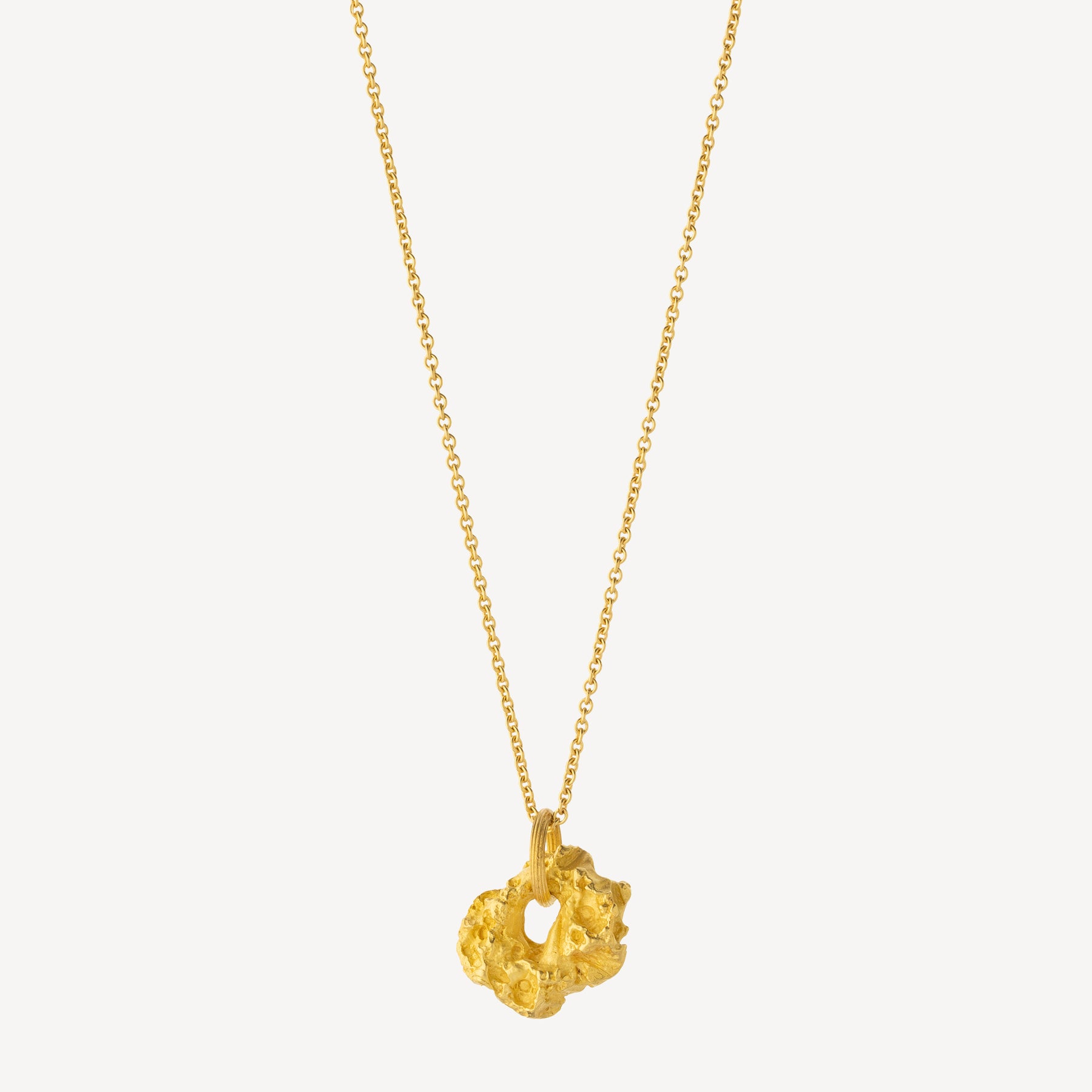 Collier Rock Medium