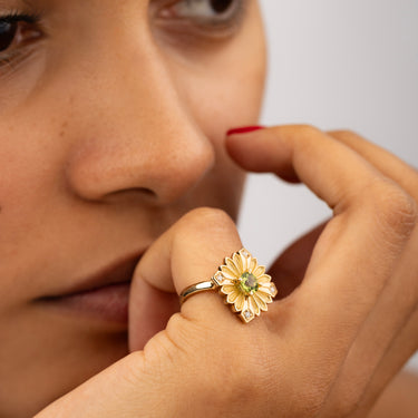 Ring Stamp Grand Modèle Yellow gold Peridot