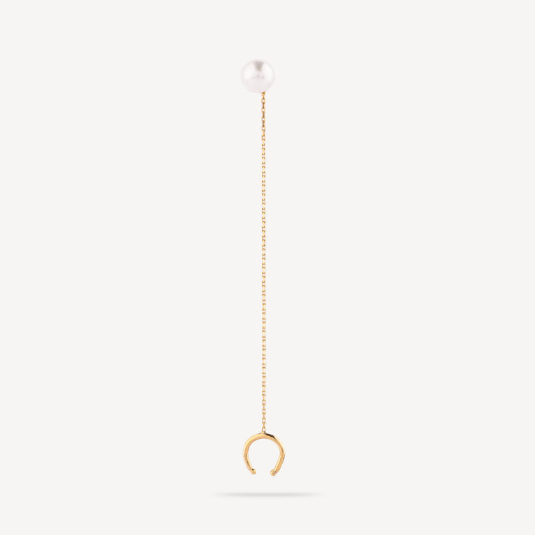 Earring chain with pearl