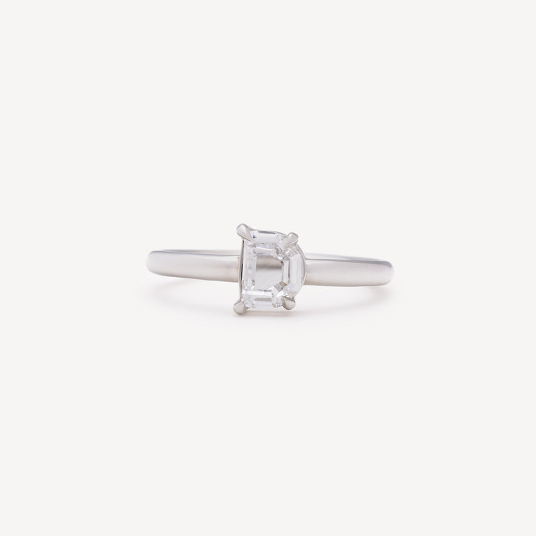 Diale White Gold Alliance Ring