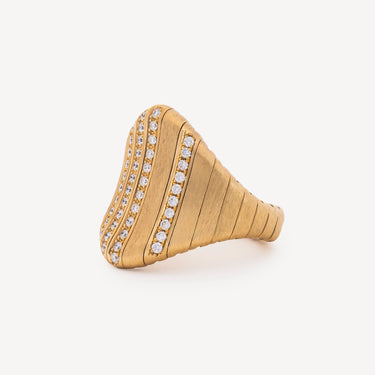 YG DIAMOND RING