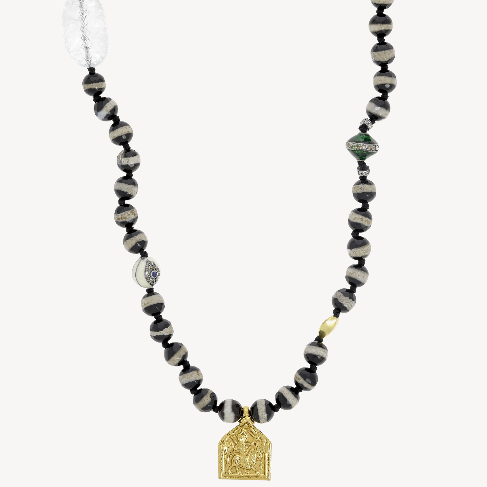 Schwarze Achat-Streifen-Perlen-Halskette, quadratische Medaille