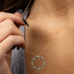Ava-Halskette Nr. 2 Smaragd