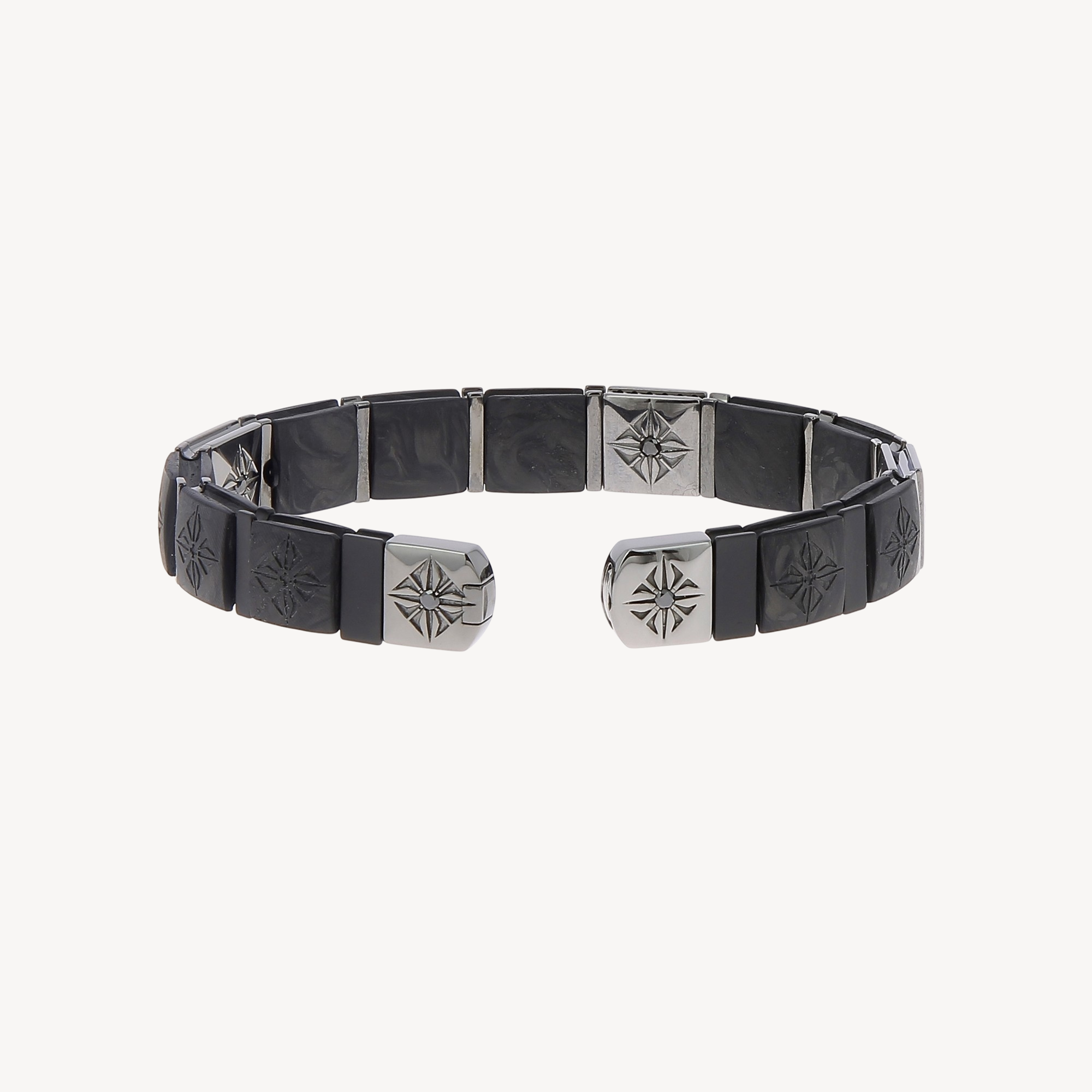 Bracelet en Or Blanc et Diamants Noirs Pavés