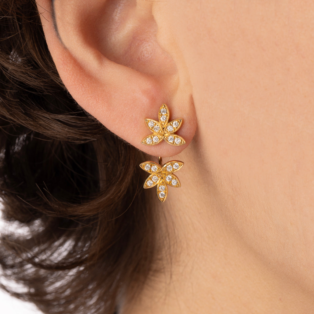 Small Leaves Yellow Gold Earring