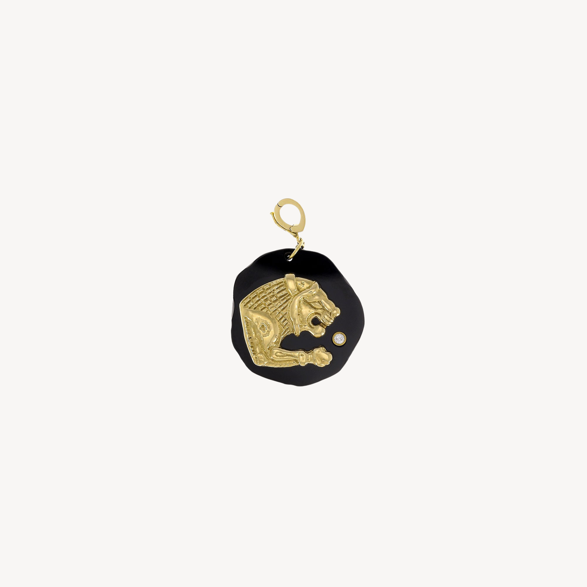 Löwe, schwarzer Onyx, großes Amulett