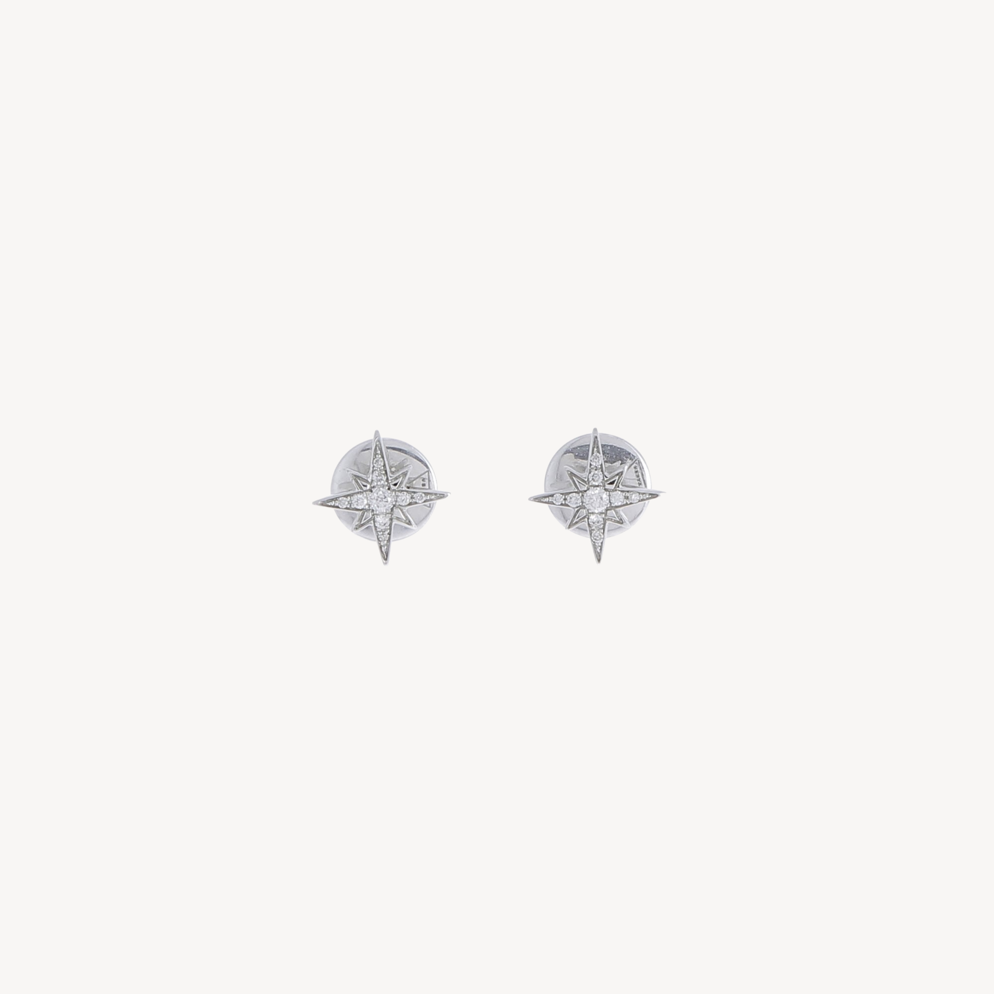 White Oseanyx Earrings