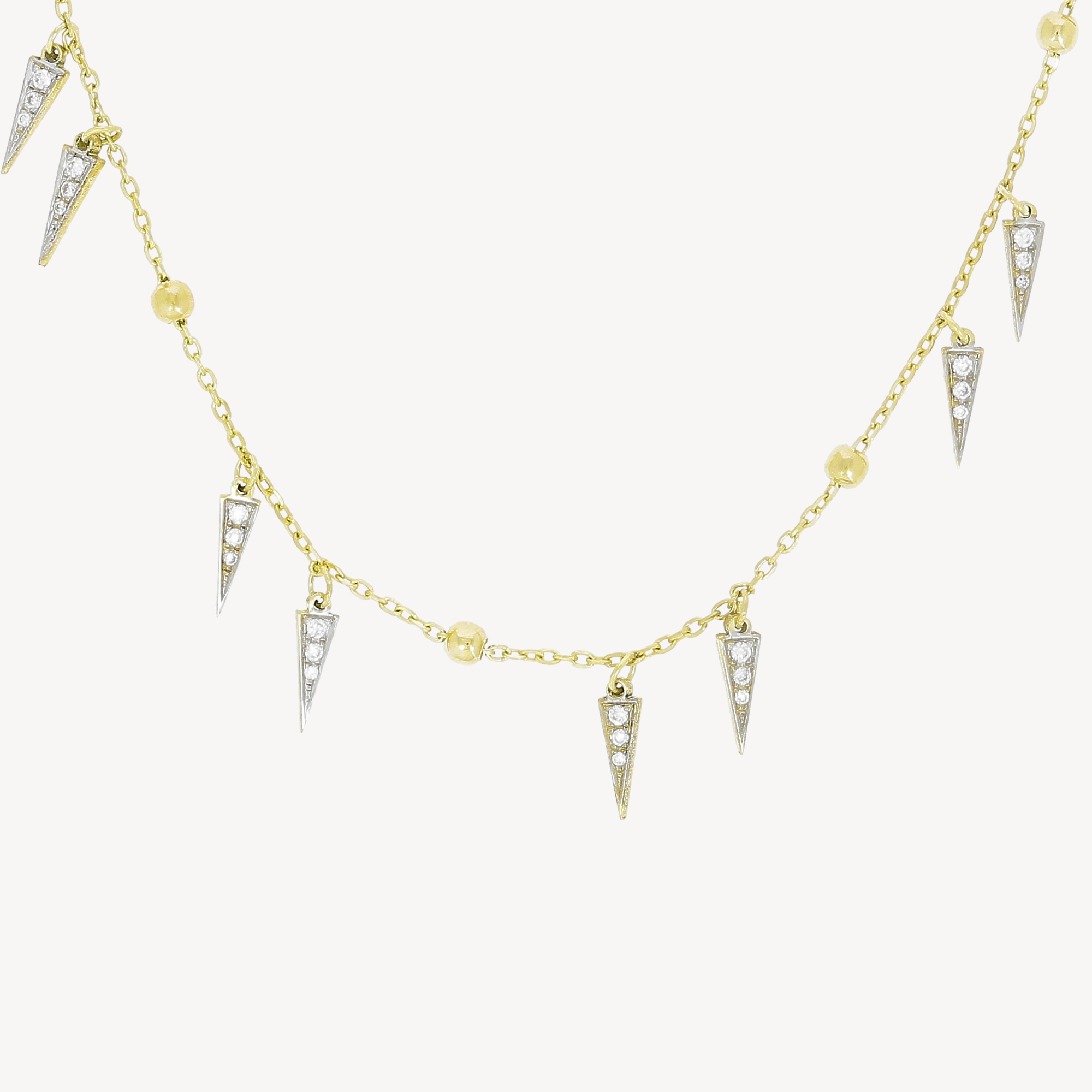 Spikes an Ketten-Choker-Halskette