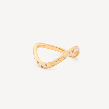 La bague Sway Polka Dot en diamants