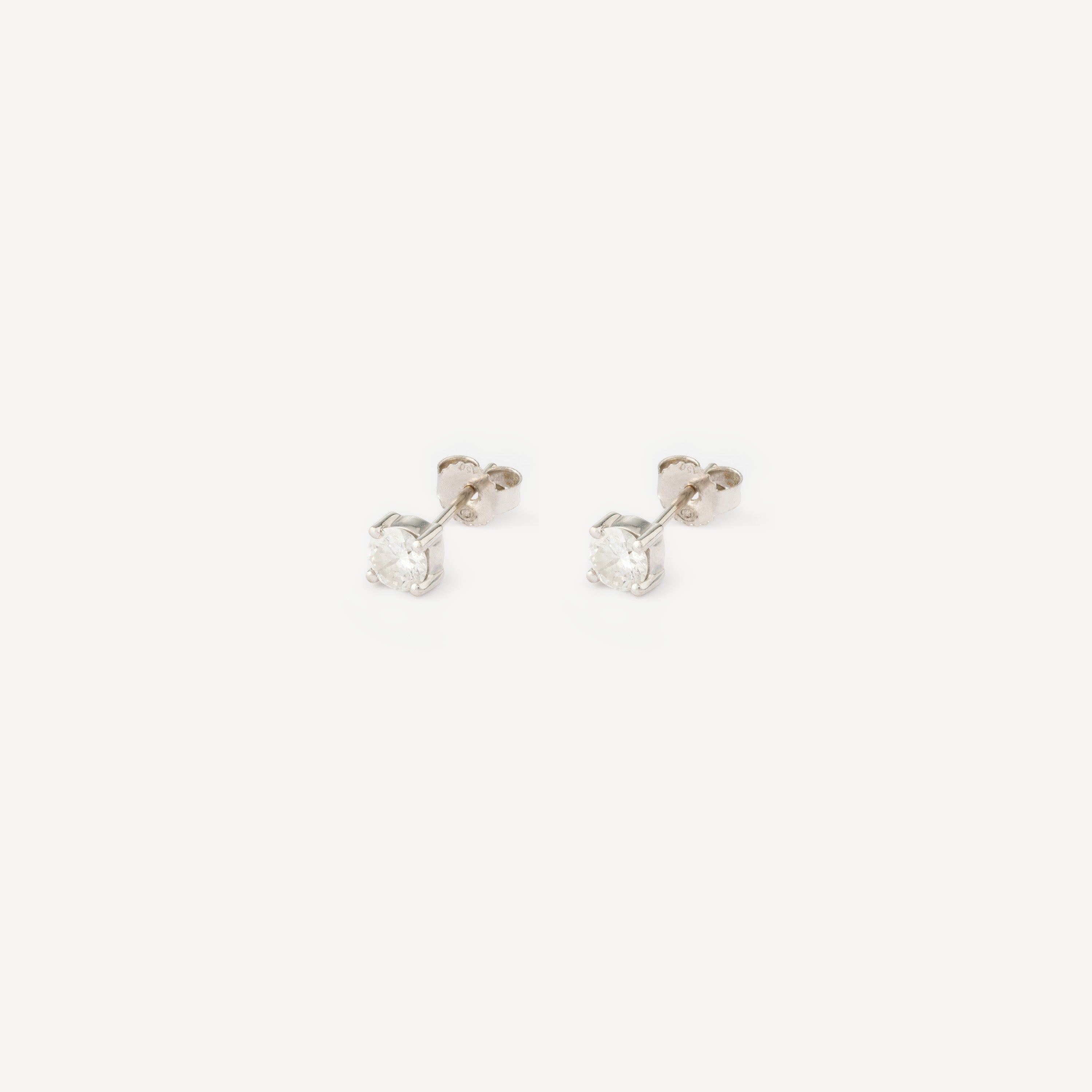 Gold and Diamond Stud Earring