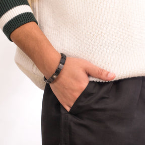 Grauer Saphir und Schwarze Jade Armband
